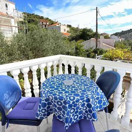 By The Sea Vinisce, Trogir - 10241 Apartment Vinisce